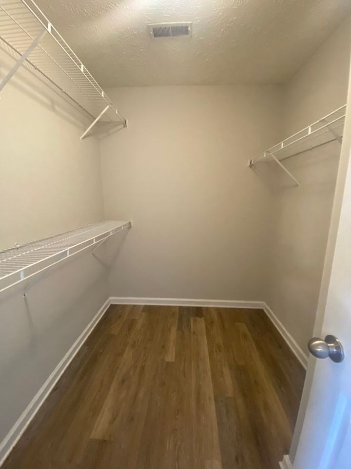 1155 Catawba Way - Photo 3 of 24