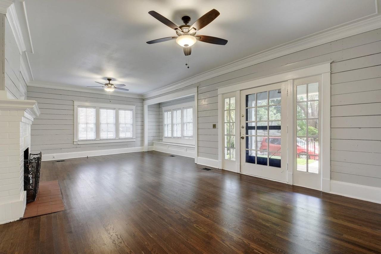 903 Shoal Cliff Ct - Photo 3 of 33