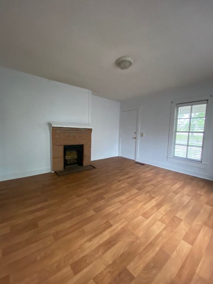 1018A Corbin St - Photo 2 of 6