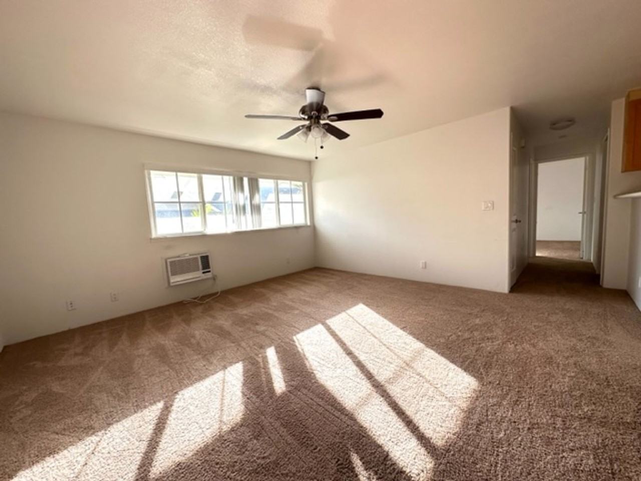 7142 Hawaii Kai Dr #155 - Photo 3 of 9