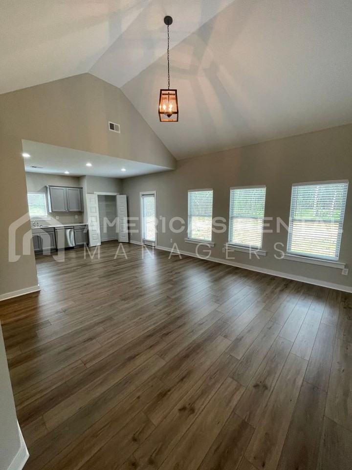 251 Keswick Dr - Photo 6 of 31