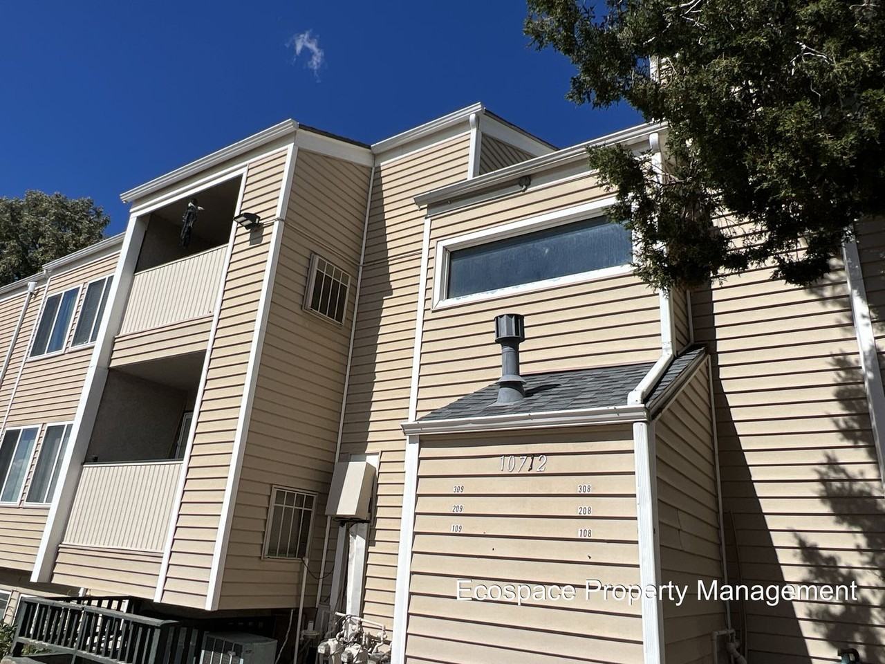 10712 E Exposition Ave