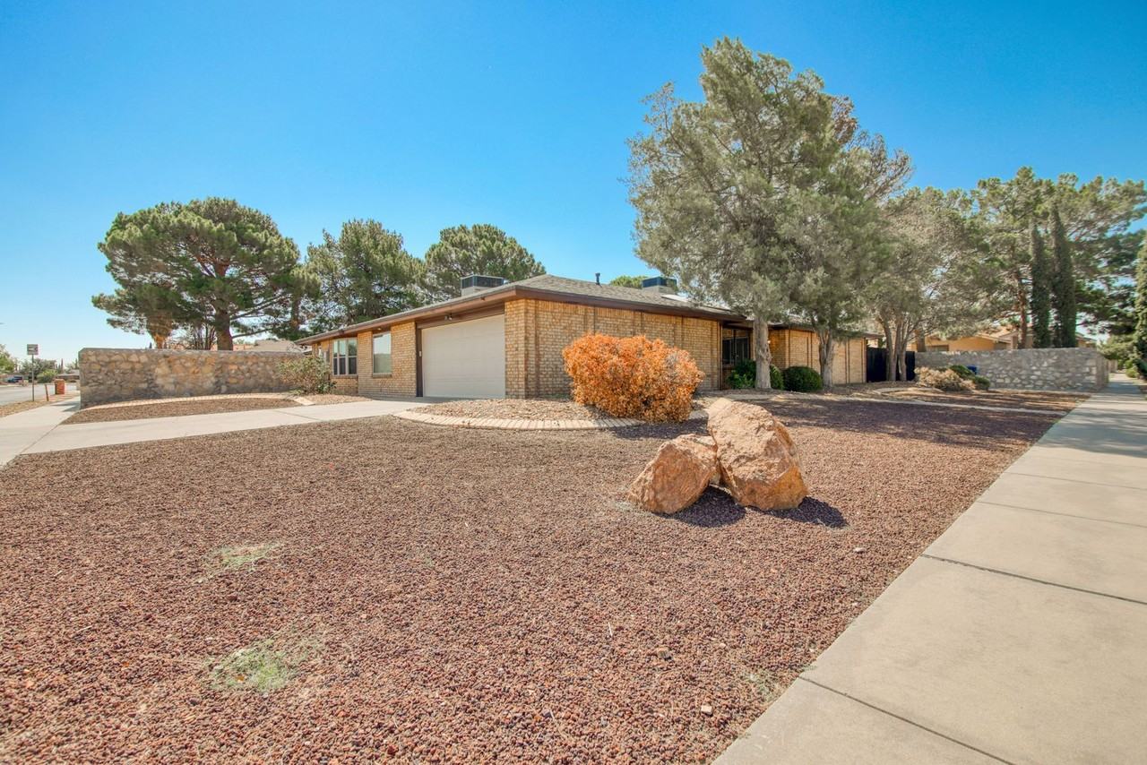 1716 Tommy Aaron Dr - Photo 3 of 50