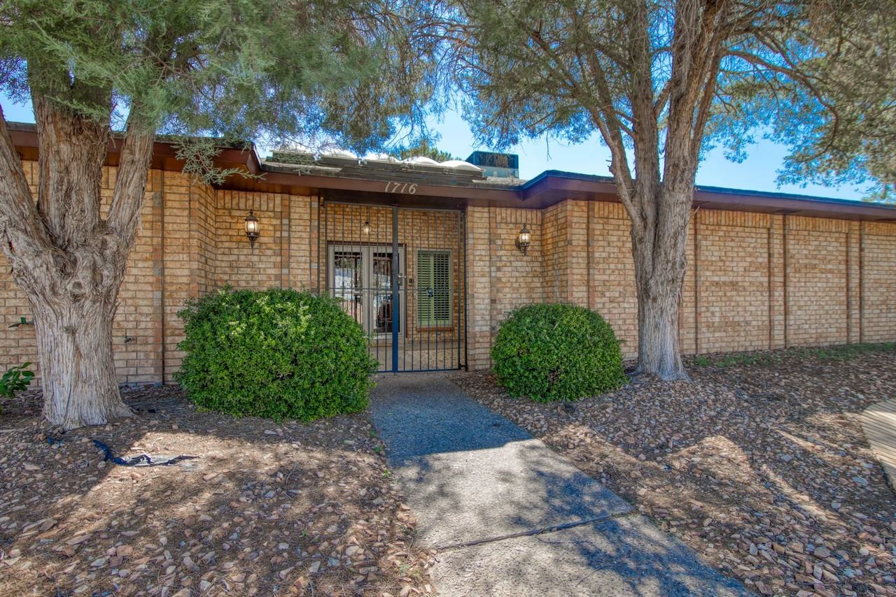 1716 Tommy Aaron Dr - Photo 5 of 50