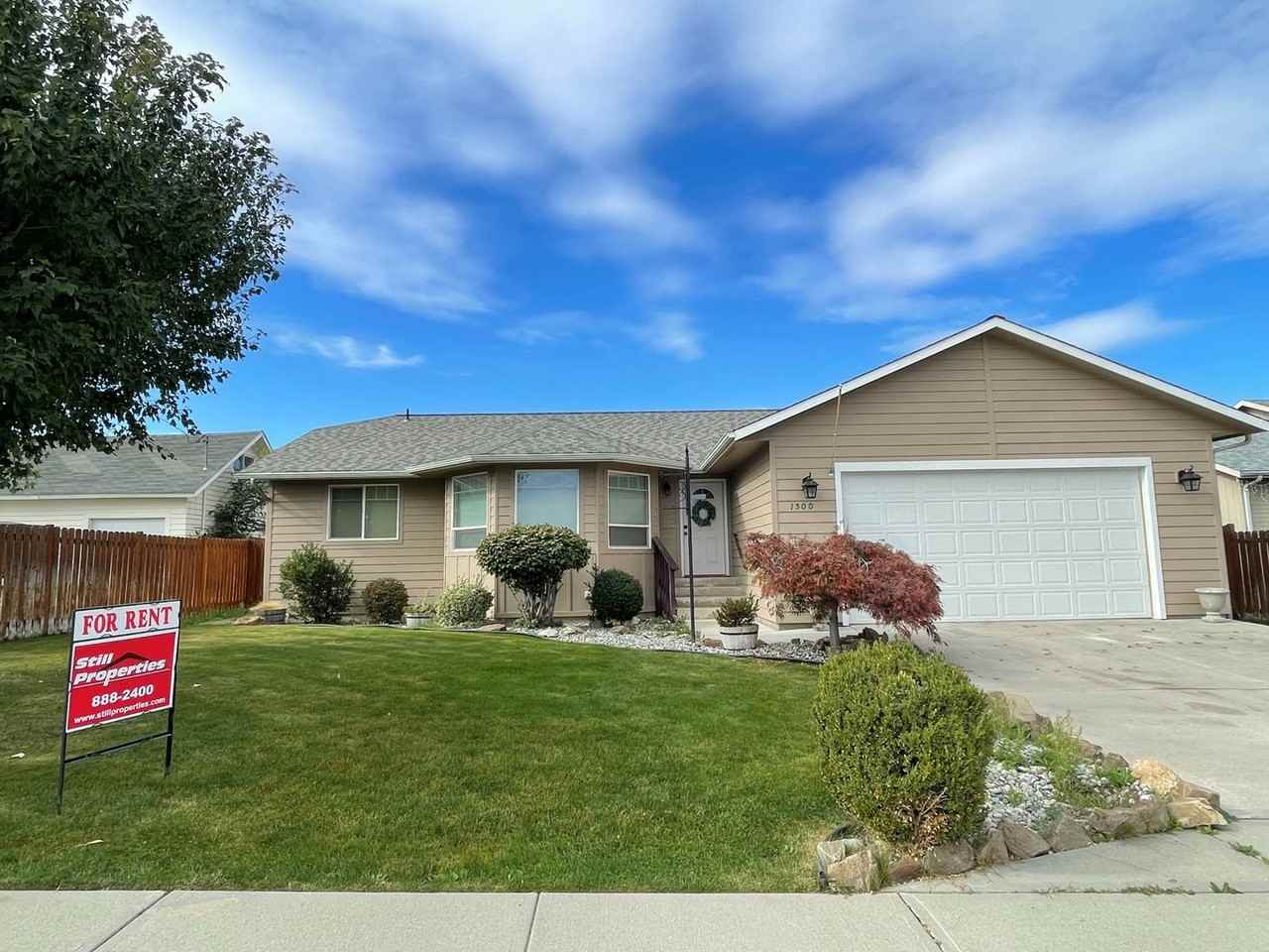 1500 Okanogan Ave, Wenatchee, WA 98801 3 Bedroom House for 2,800/month