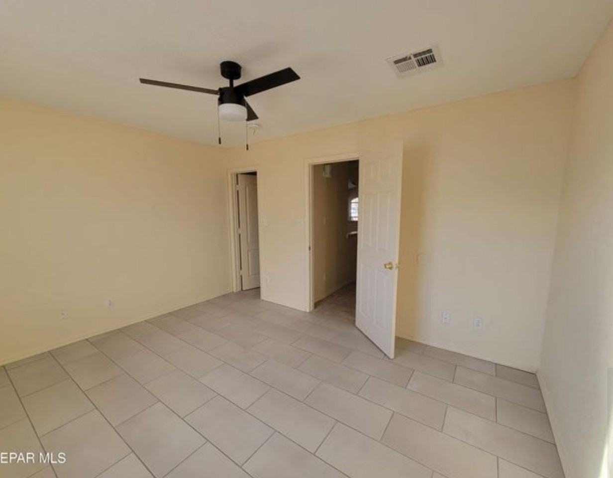 12492 Wendy Reed Dr - Photo 6 of 16