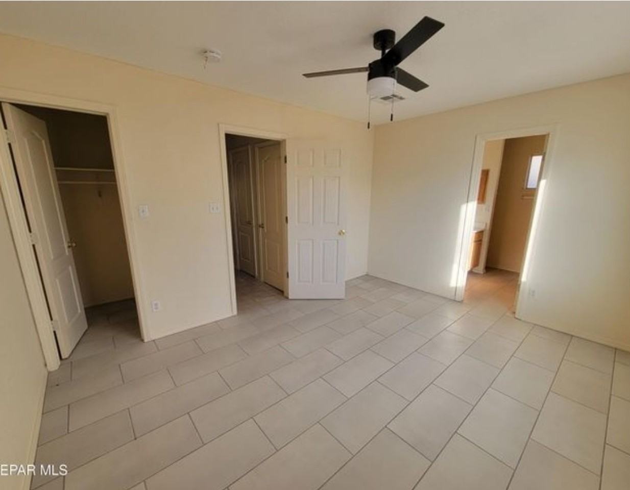 12492 Wendy Reed Dr - Photo 7 of 16
