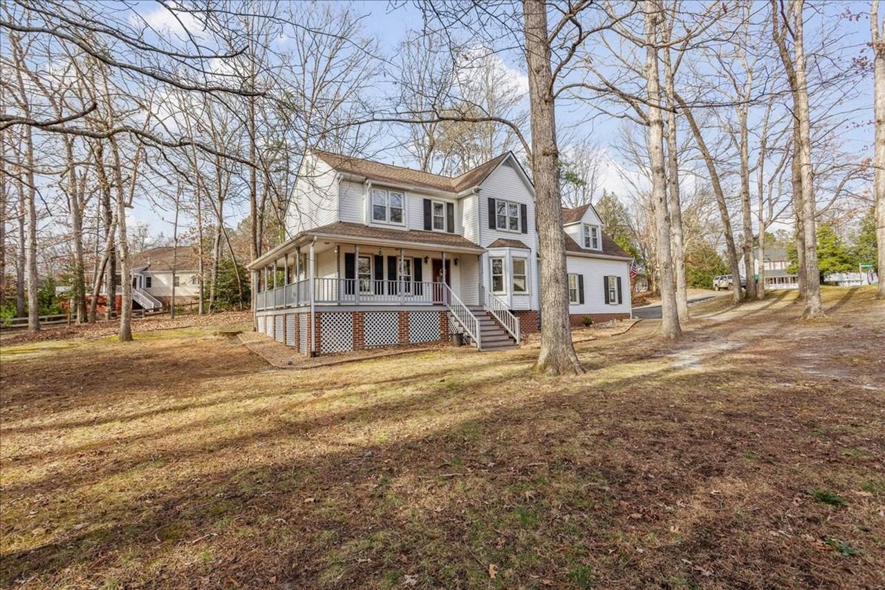 11206 Arbor Green Dr - Photo 2 of 37