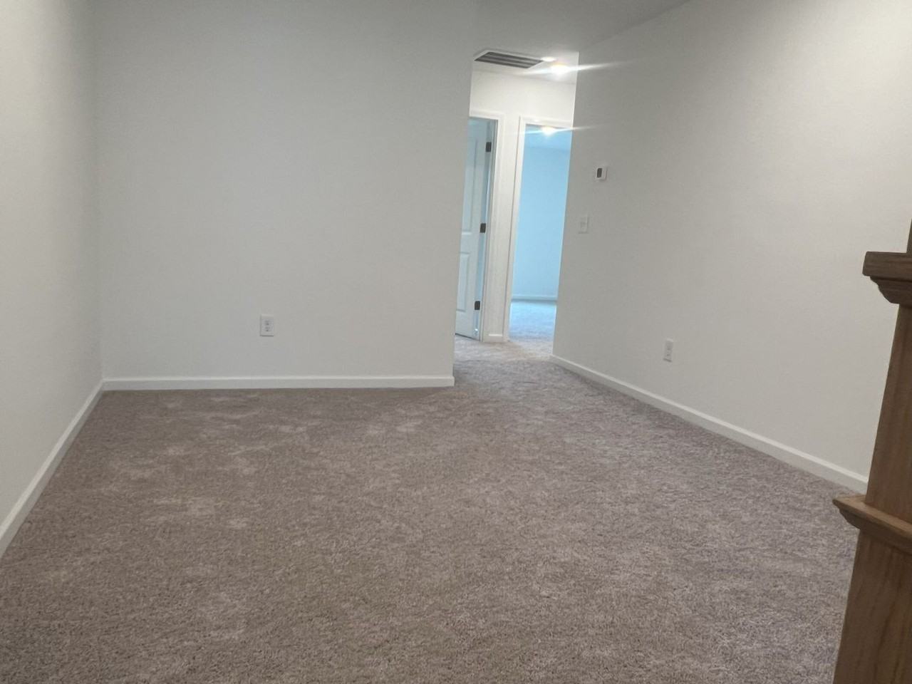 2111 Regal Dr - Photo 6 of 32