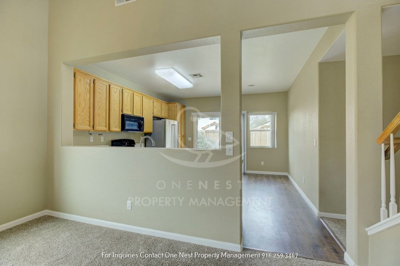 724 Deer Park Dr - Photo 7 of 24