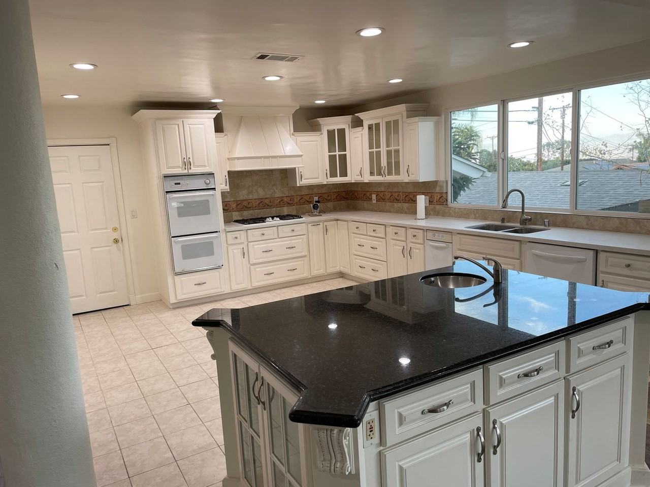 2348 Colt Rd - Photo 5 of 29