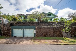 featured image of 1671 1671 Kamamalu Ave Main House