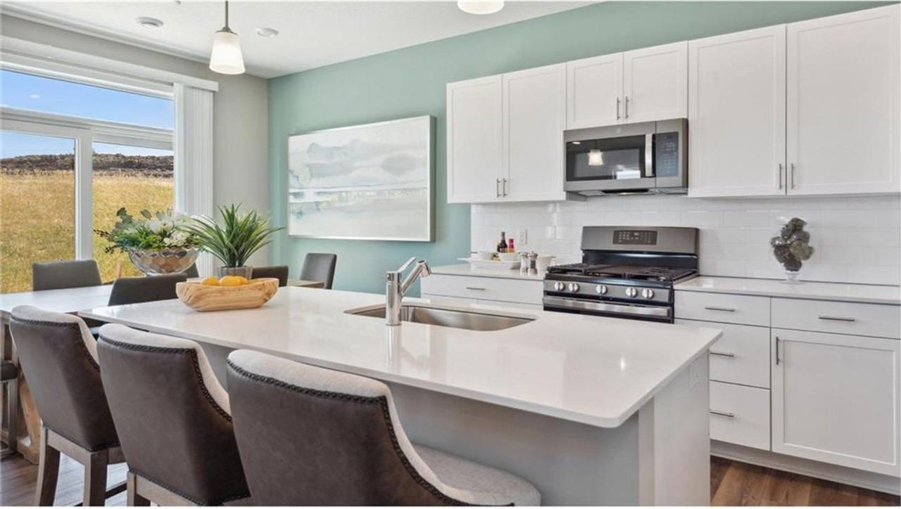 20049 62nd Pl - Photo 2 of 26