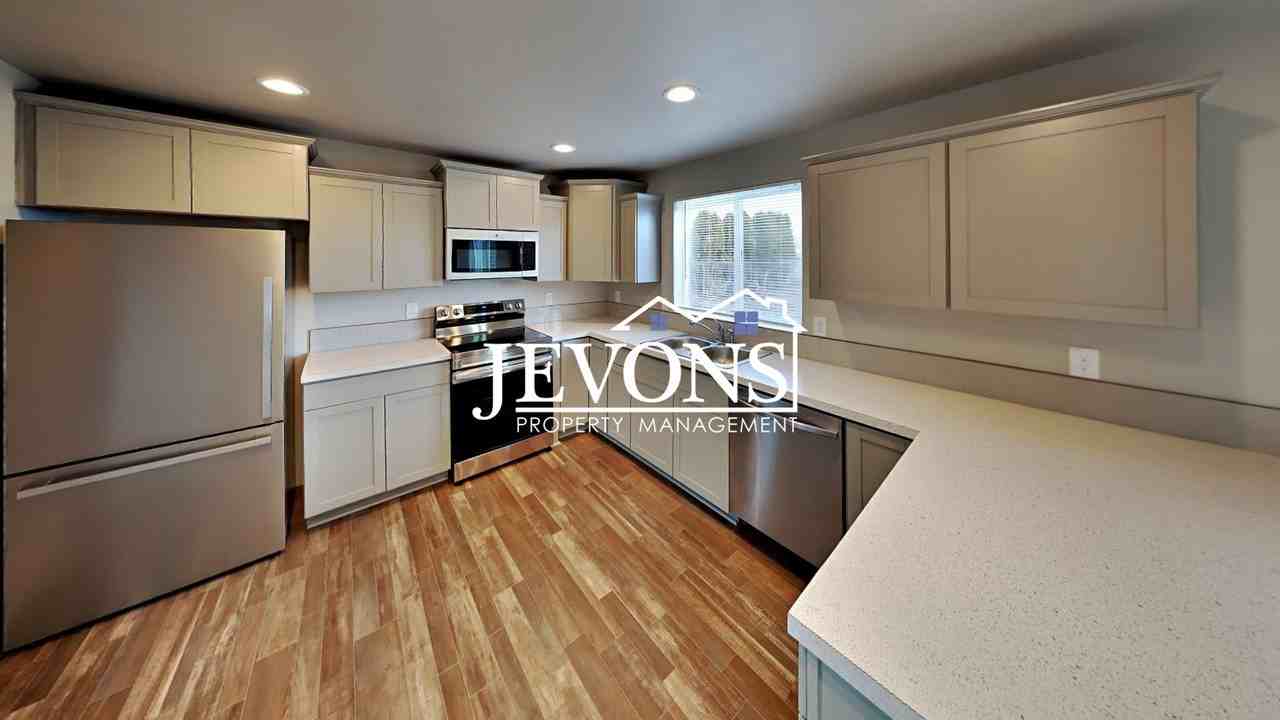 511 N 22nd Ave - Photo 4 of 50