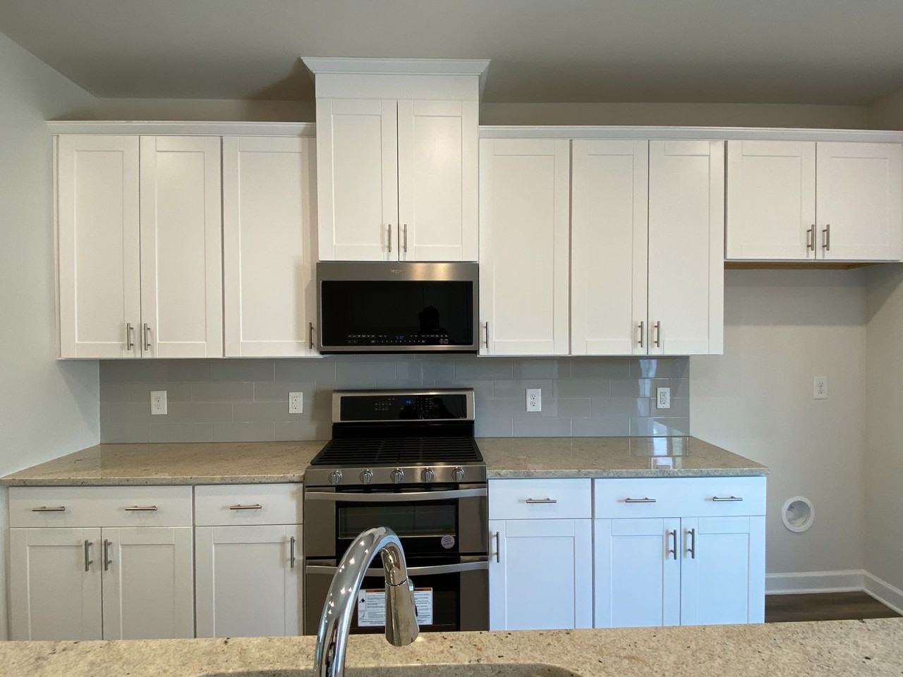 2031 Tears Ln - Photo 3 of 39