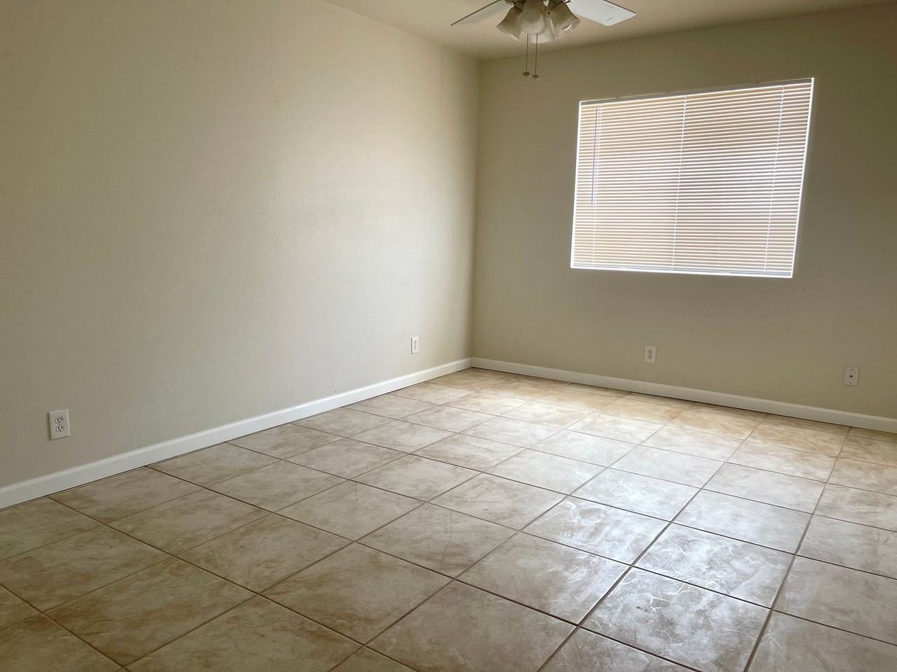 9824 Evelyn Avenue - Photo 7 of 9