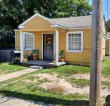 225 College Park Cir - Photo 1 of 1