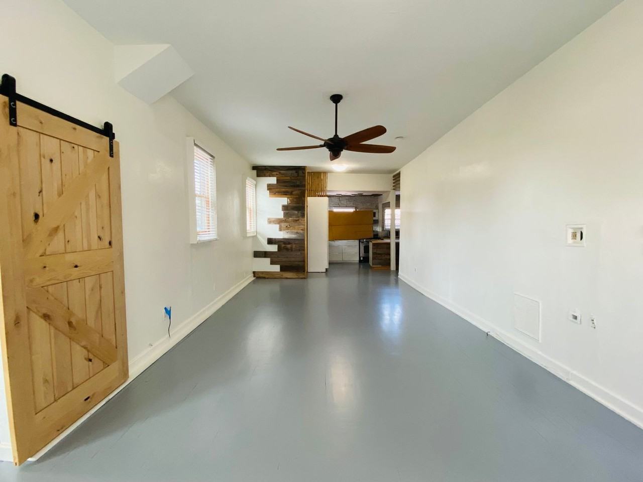 142 24th St - Photo 3 of 15