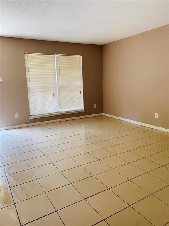 5625 Antoine Dr #607 - Photo 2 of 21