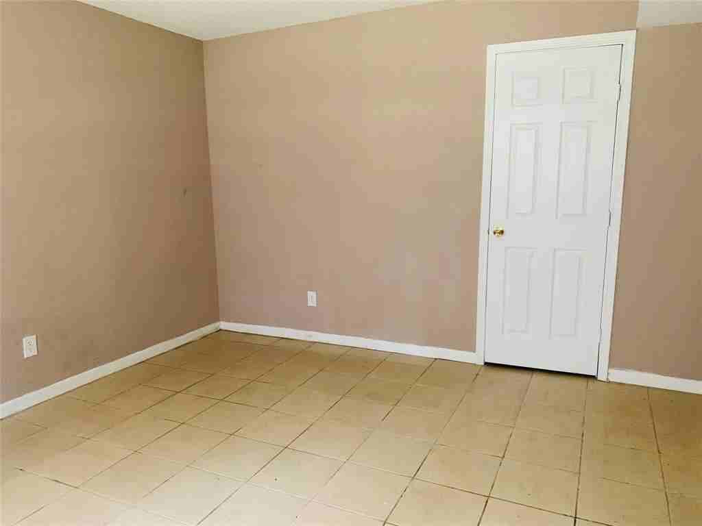 5625 Antoine Dr #607 - Photo 5 of 21