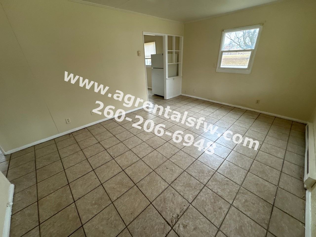 1202 Capitol Ave - Photo 2 of 12