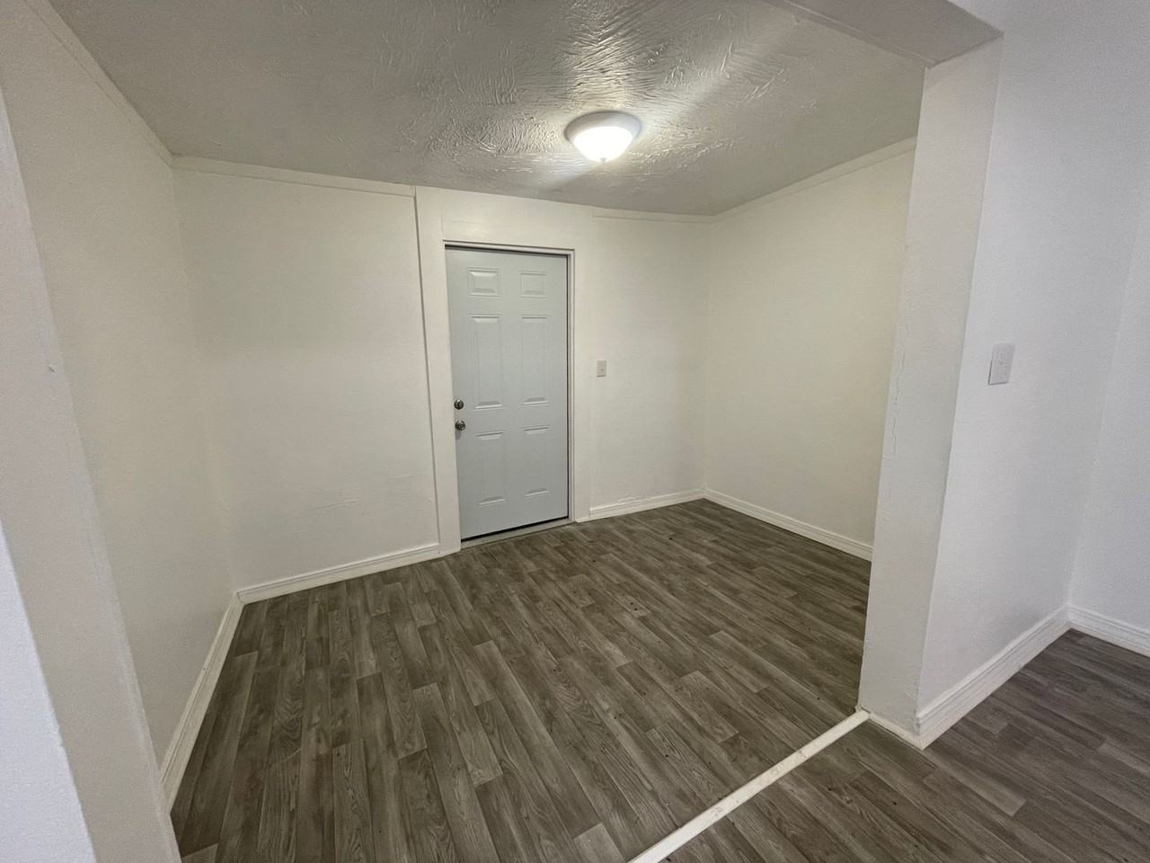 1422 N Grant Ave - Photo 2 of 14