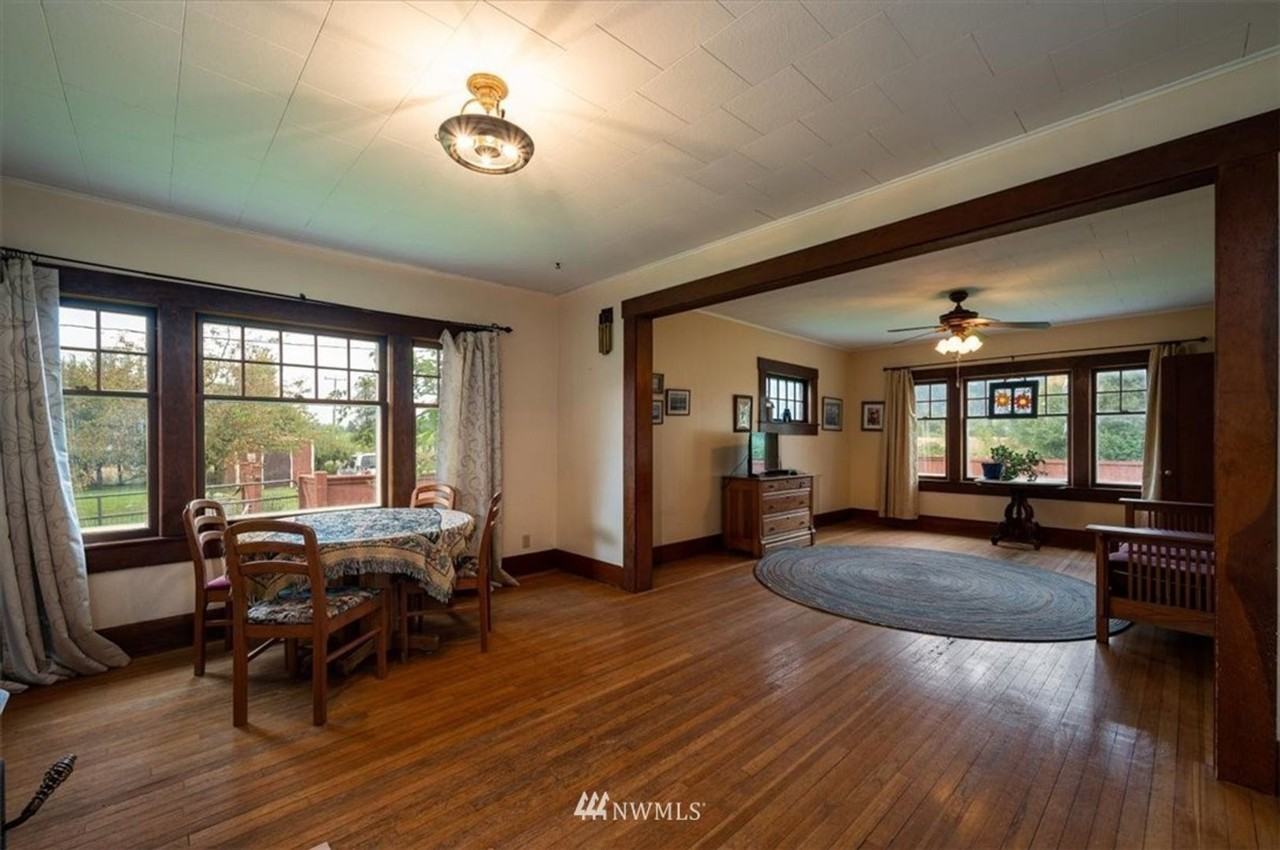 3259 Valley Highway - Photo 6 of 36