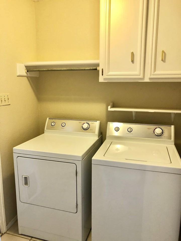 3402 Hyden Ave - Photo 3 of 14