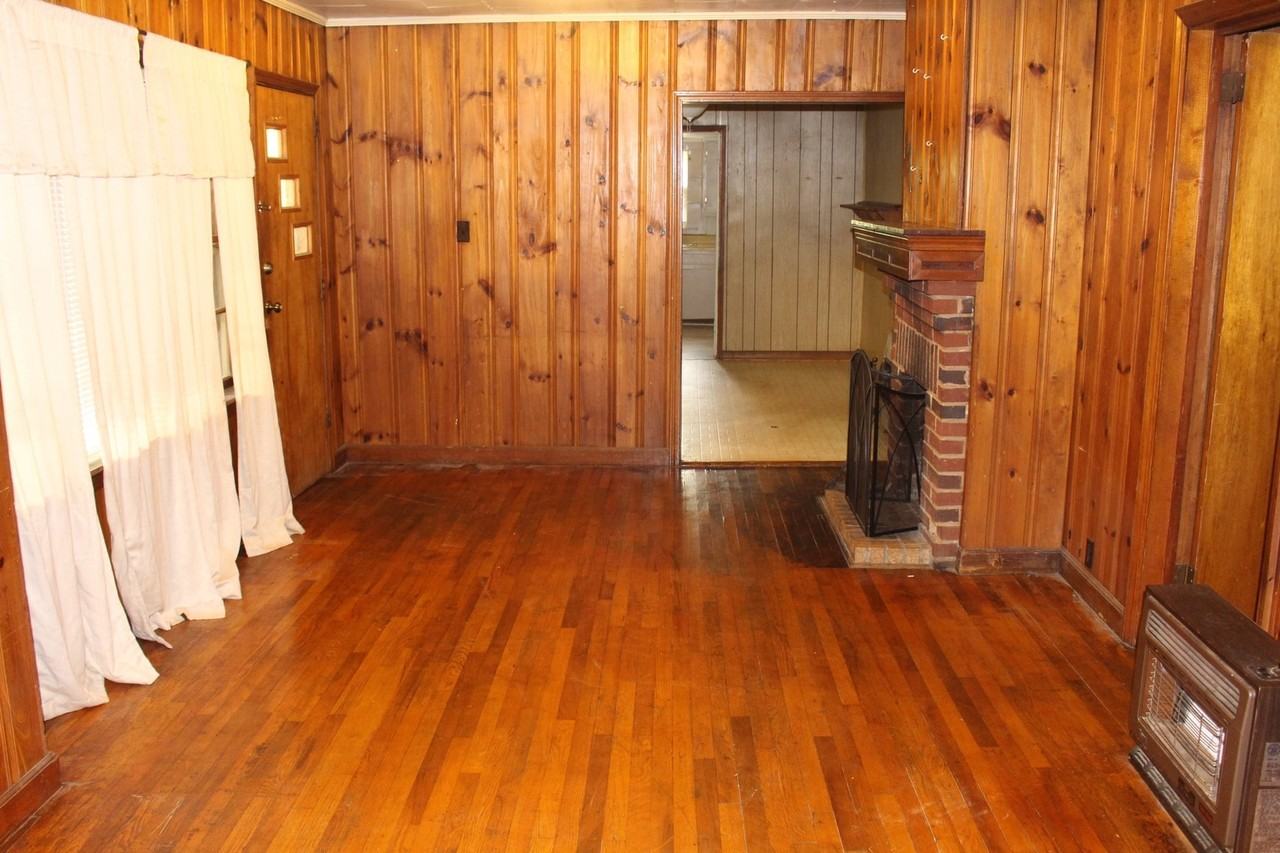 305 Owens Dr - Photo 7 of 22