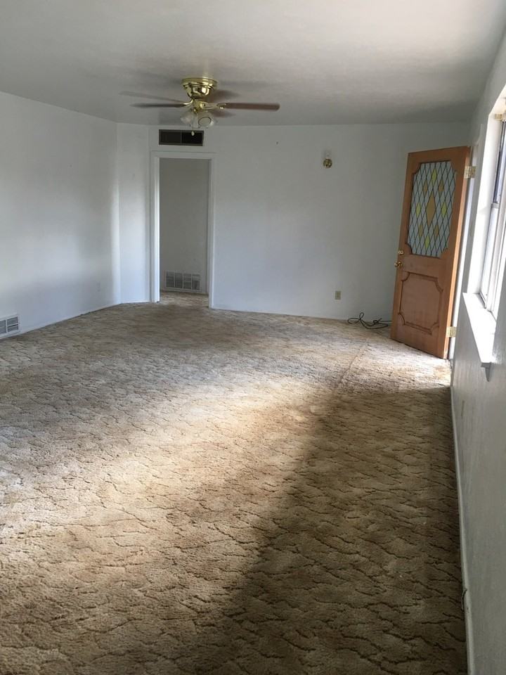 1617 S Main Ave - Photo 4 of 12