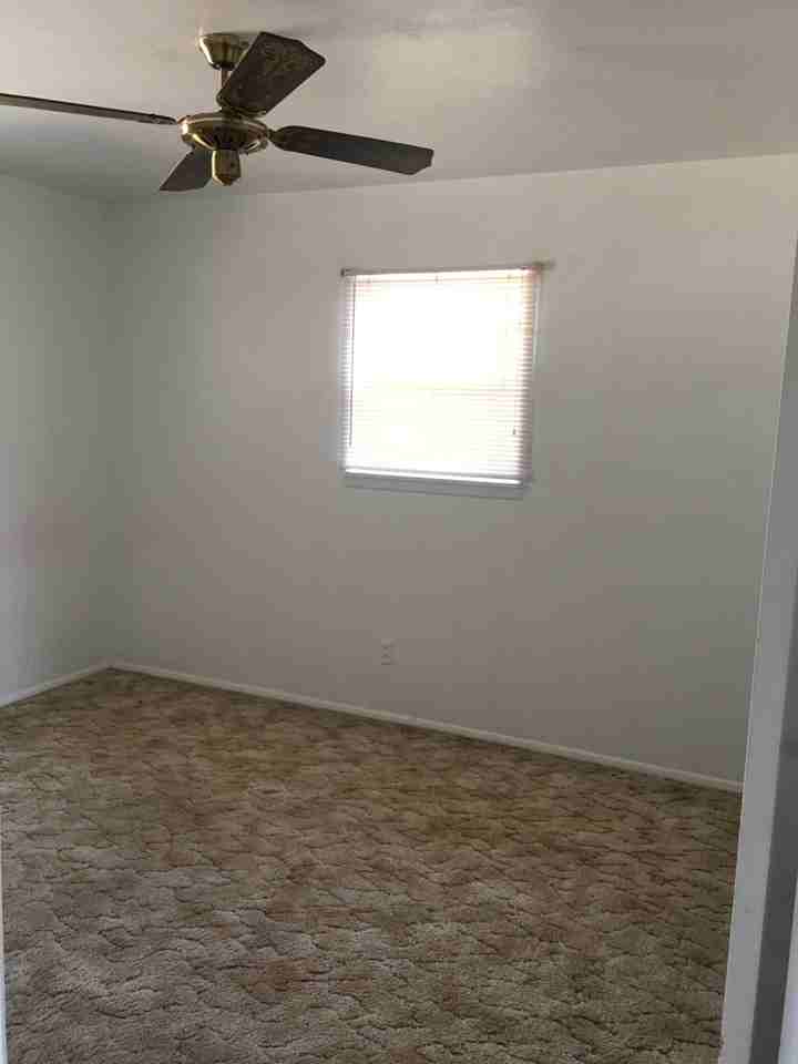 1617 S Main Ave - Photo 7 of 12