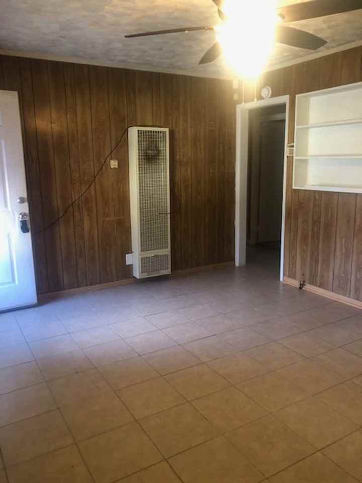 111 Tennessee Street - Photo 3 of 11