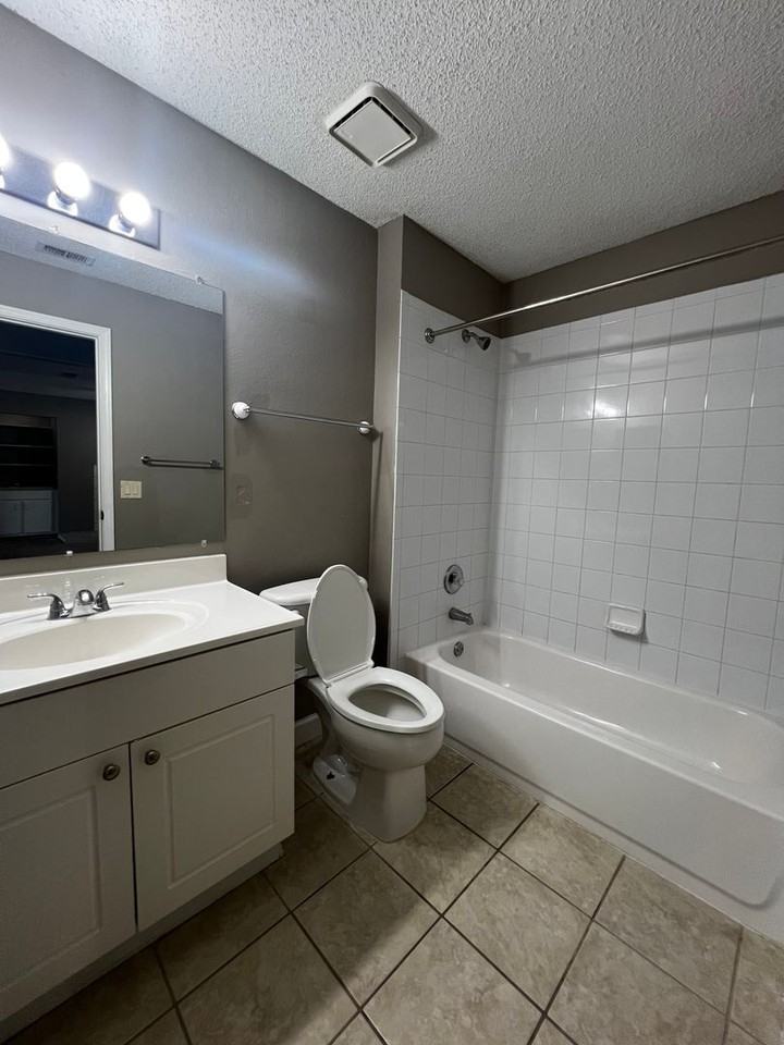 10200 Belle Rive Blvd #50 - Photo 5 of 8