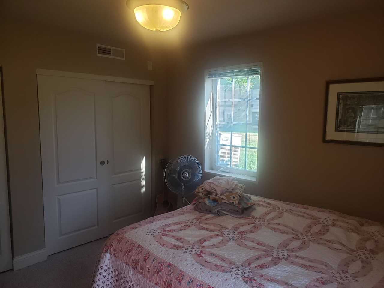 504 Grandview Ct - Photo 7 of 8