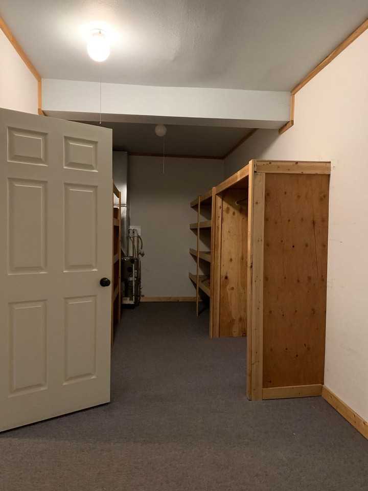 215 Main St - Photo 2 of 6