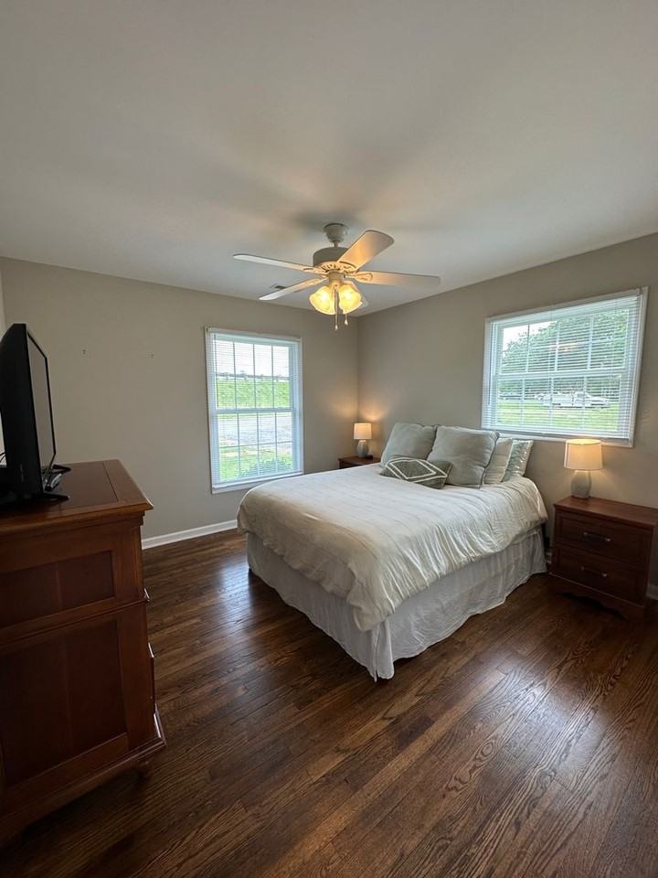 123 Walnut St - Photo 4 of 50