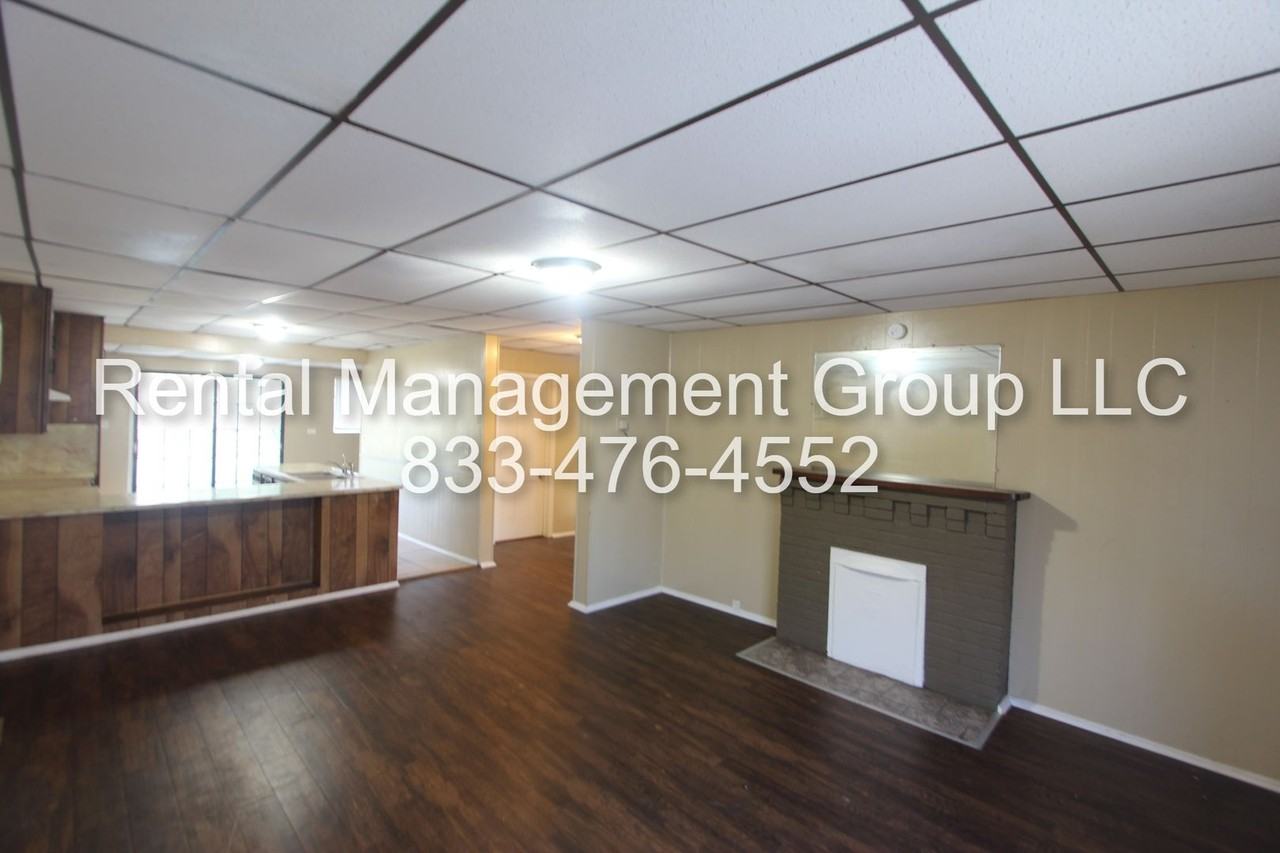 513 12th St - Photo 3 of 11