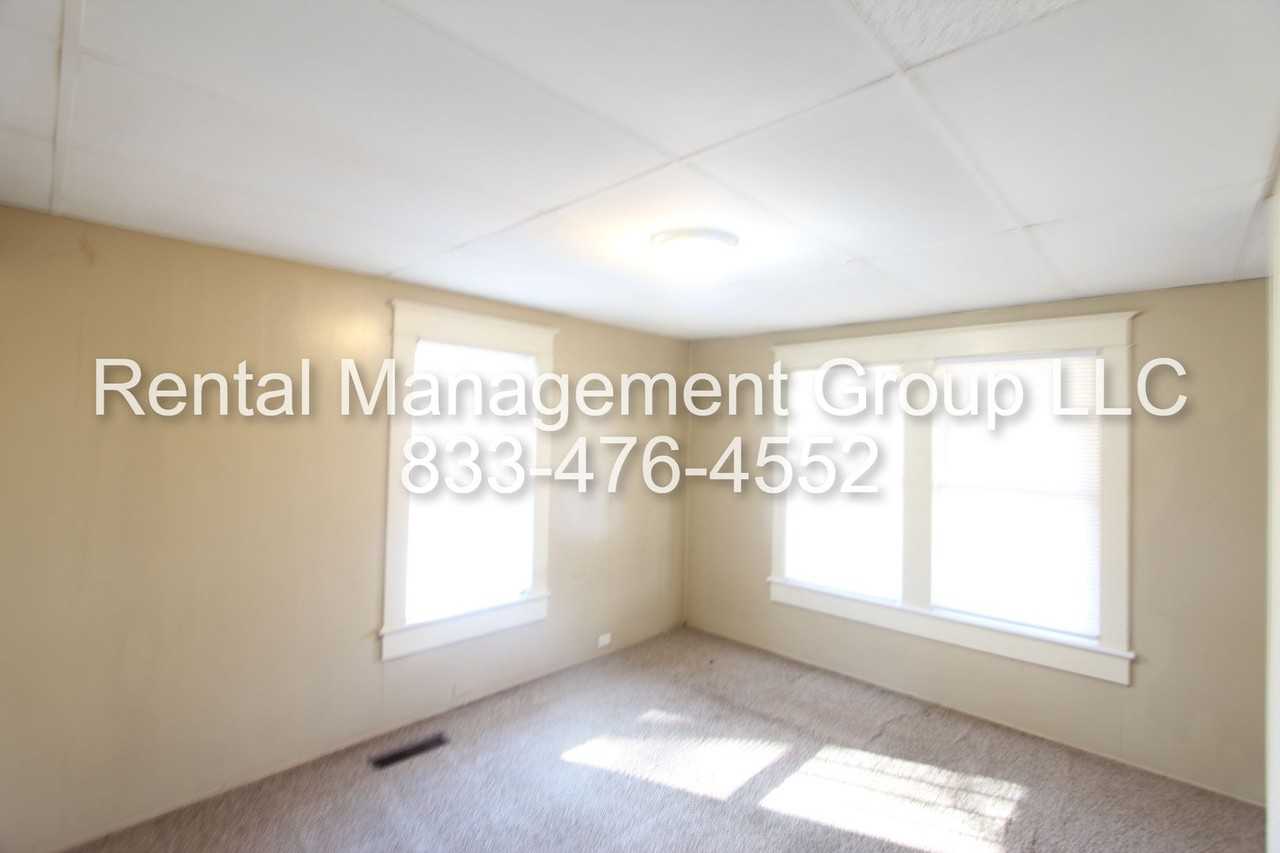 513 12th St - Photo 7 of 11