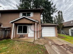 4825/4827 Skyline Rd S - Photo 1 of 1