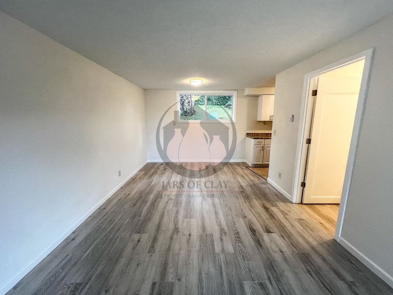 4825/4827 Skyline Rd S - Photo 2 of 17