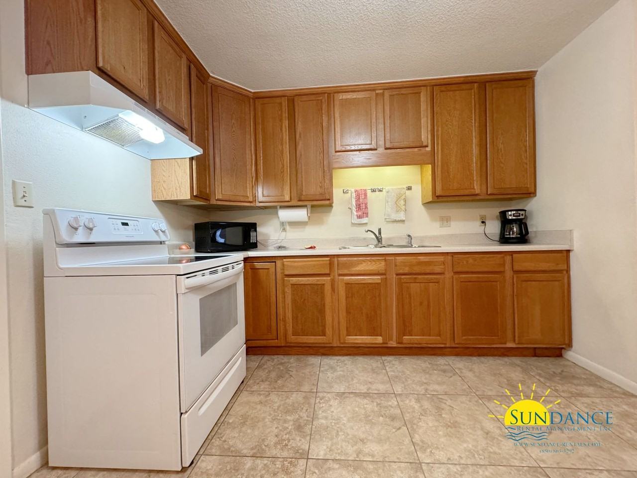 816 Lark St #8 - Photo 6 of 20