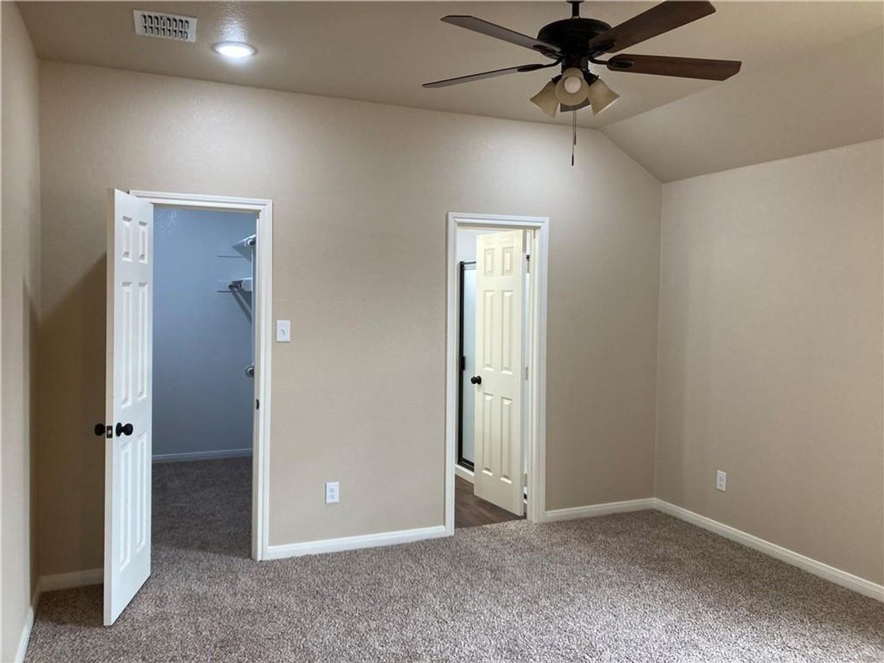 5616 Moose Jaw Circle - Photo 5 of 9