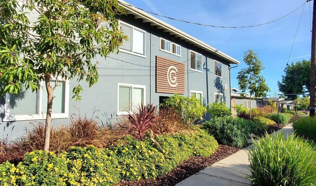 College Gardens Apartments - Photo 6 of 28