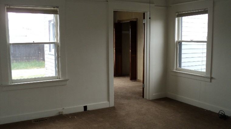 2810 H St - Photo 5 of 13