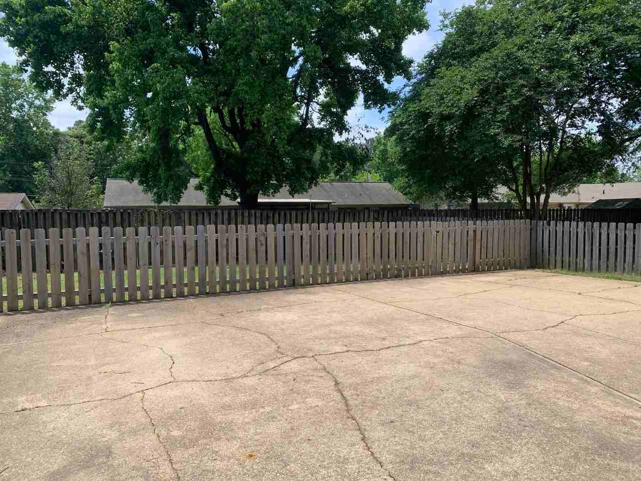 1991 Idlewood Dr - Photo 3 of 16