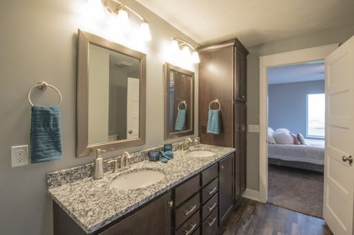 8850 South 78th Street - Photo 6 of 14