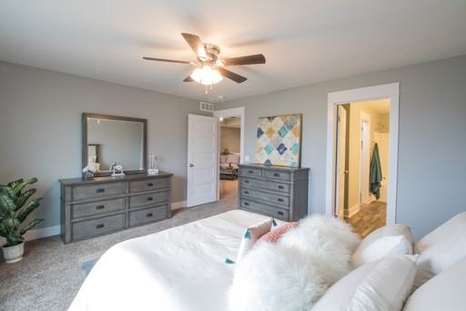 8850 South 78th Street - Photo 5 of 14