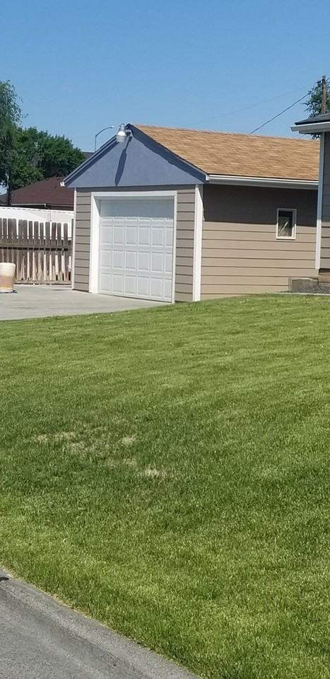 506 N Washington St - Photo 4 of 17