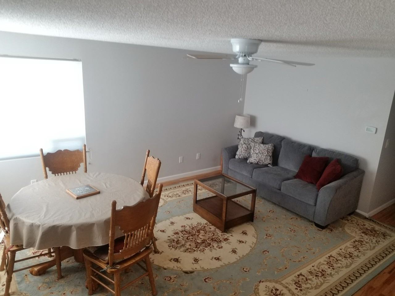 506 N Washington St - Photo 5 of 17