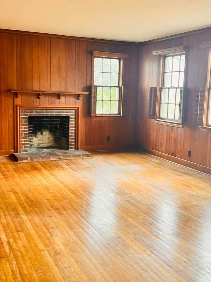 101 Southwood Dr - Photo 2 of 10